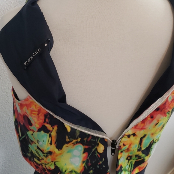 Black Halo Sanibel Two Piece Set Mini Skirt & Top - Picture 6 of 7